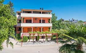 Irena&Dolores Apartments